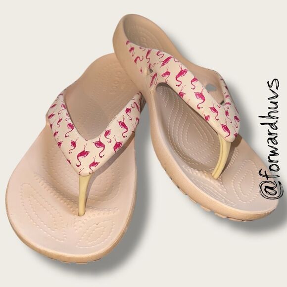 Crocs Kadee II Seasonal Graphic Flip – Flamingo/Barely Pink – Size 9 - Picture 1 of 8